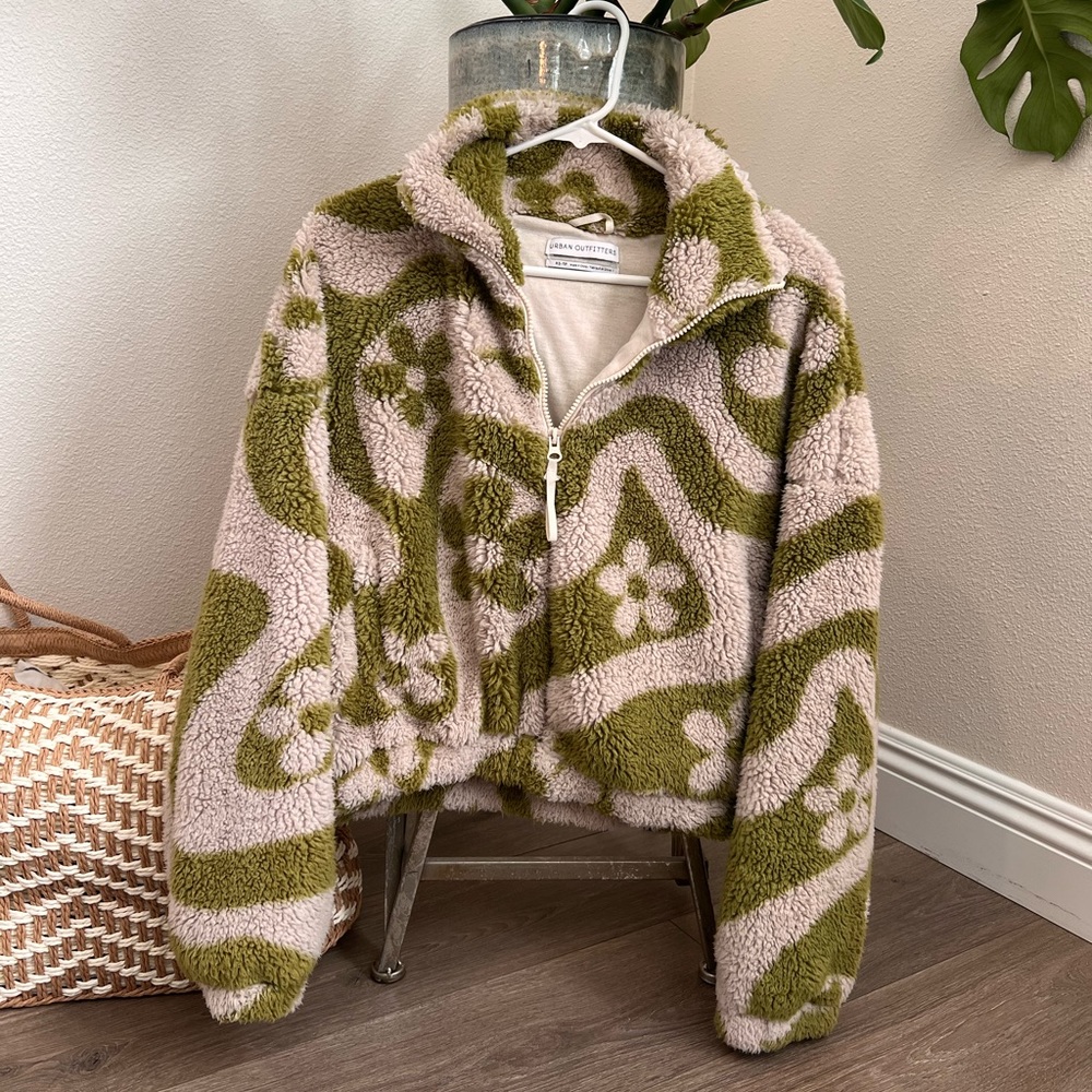 Urban Outfitters Fleece Zip Up!